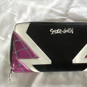 Spider-Gwen Marvel Lootwear Exclusive Wallet.